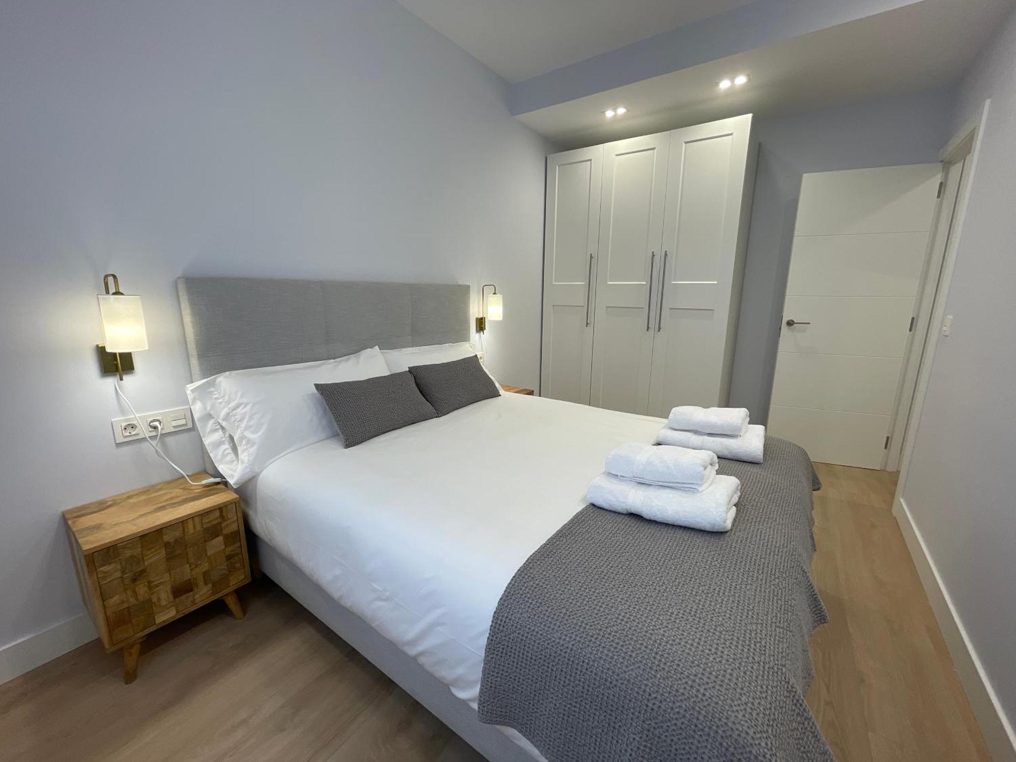 Byandreea Apartaments Etxebi Guernica y Luno Ngoại thất bức ảnh