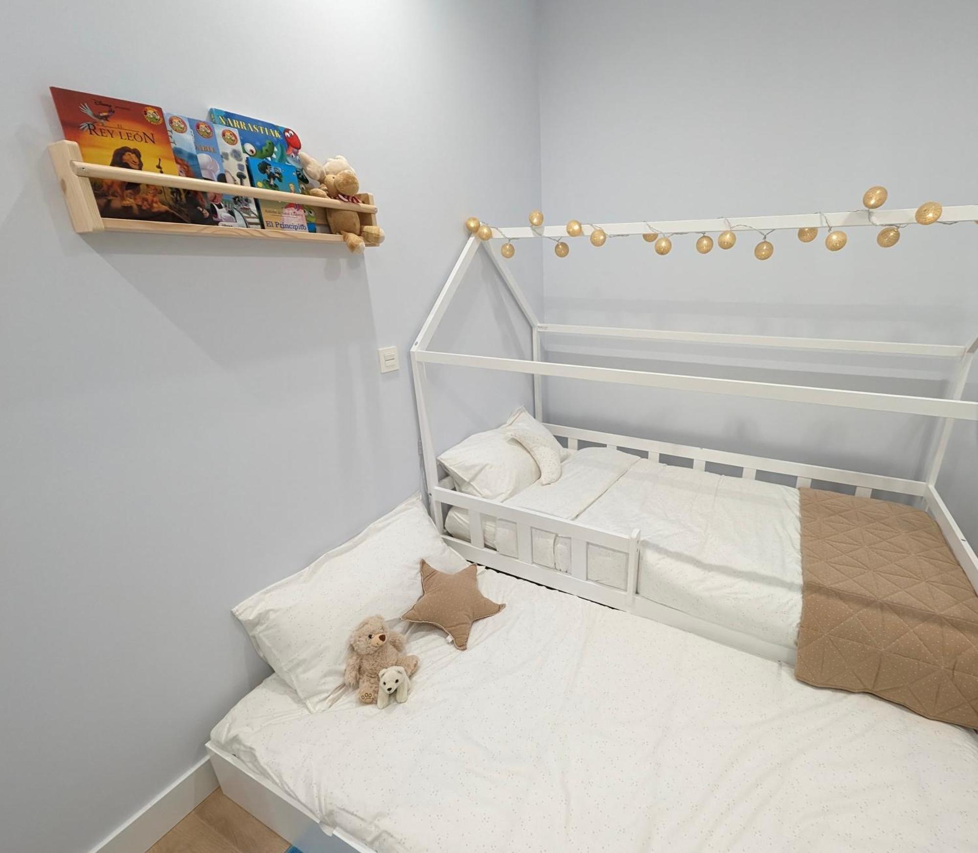 Byandreea Apartaments Etxebi Guernica y Luno Ngoại thất bức ảnh