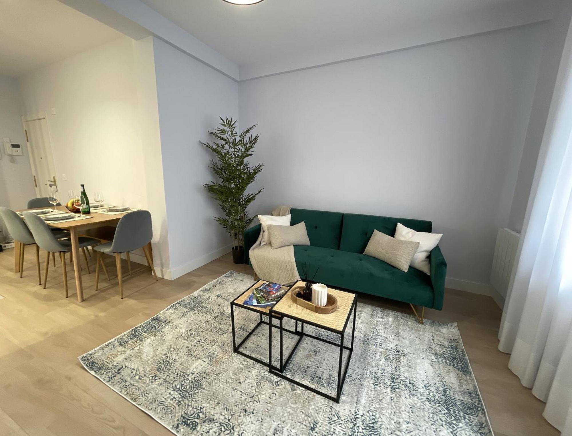 Byandreea Apartaments Etxebi Guernica y Luno Ngoại thất bức ảnh